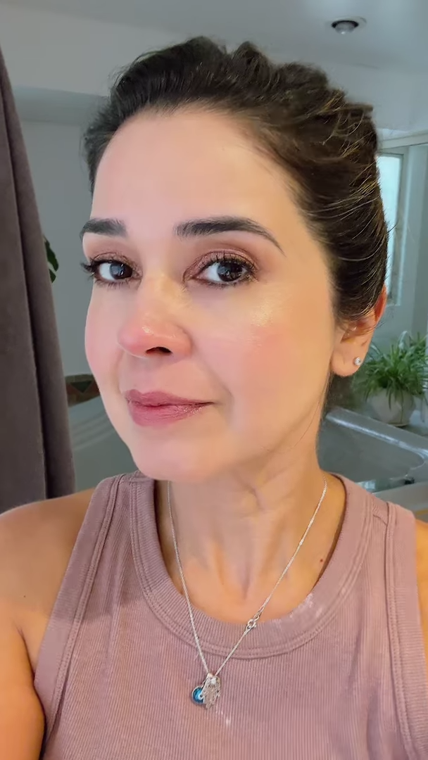 Elara Skin customer review
